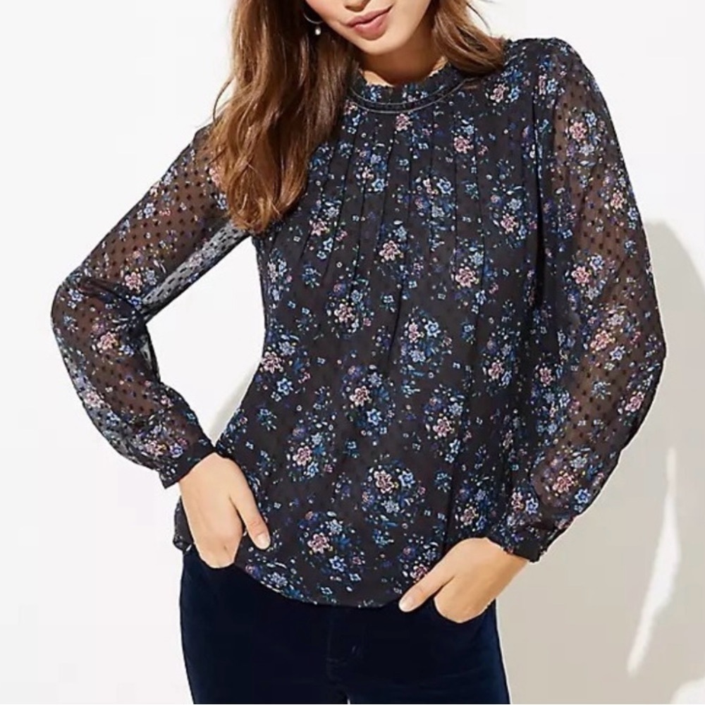 LOFT Bouquet Blouse with Velvet Trim Collar Size M